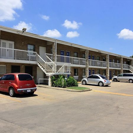 Motel 6 Austin, Tx - Central Downtown Ut Экстерьер фото